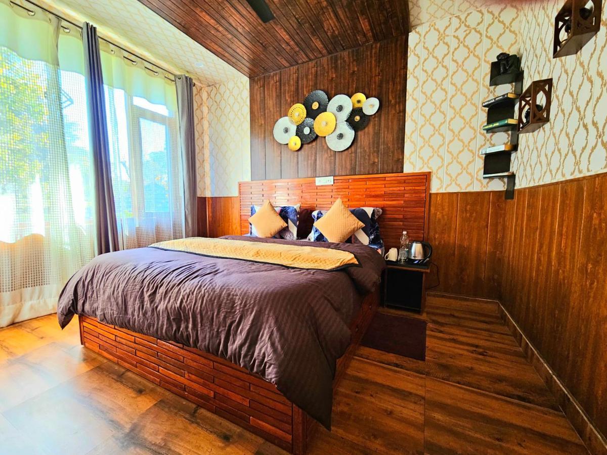 Hotel The Tulip Bir Zewnętrze zdjęcie