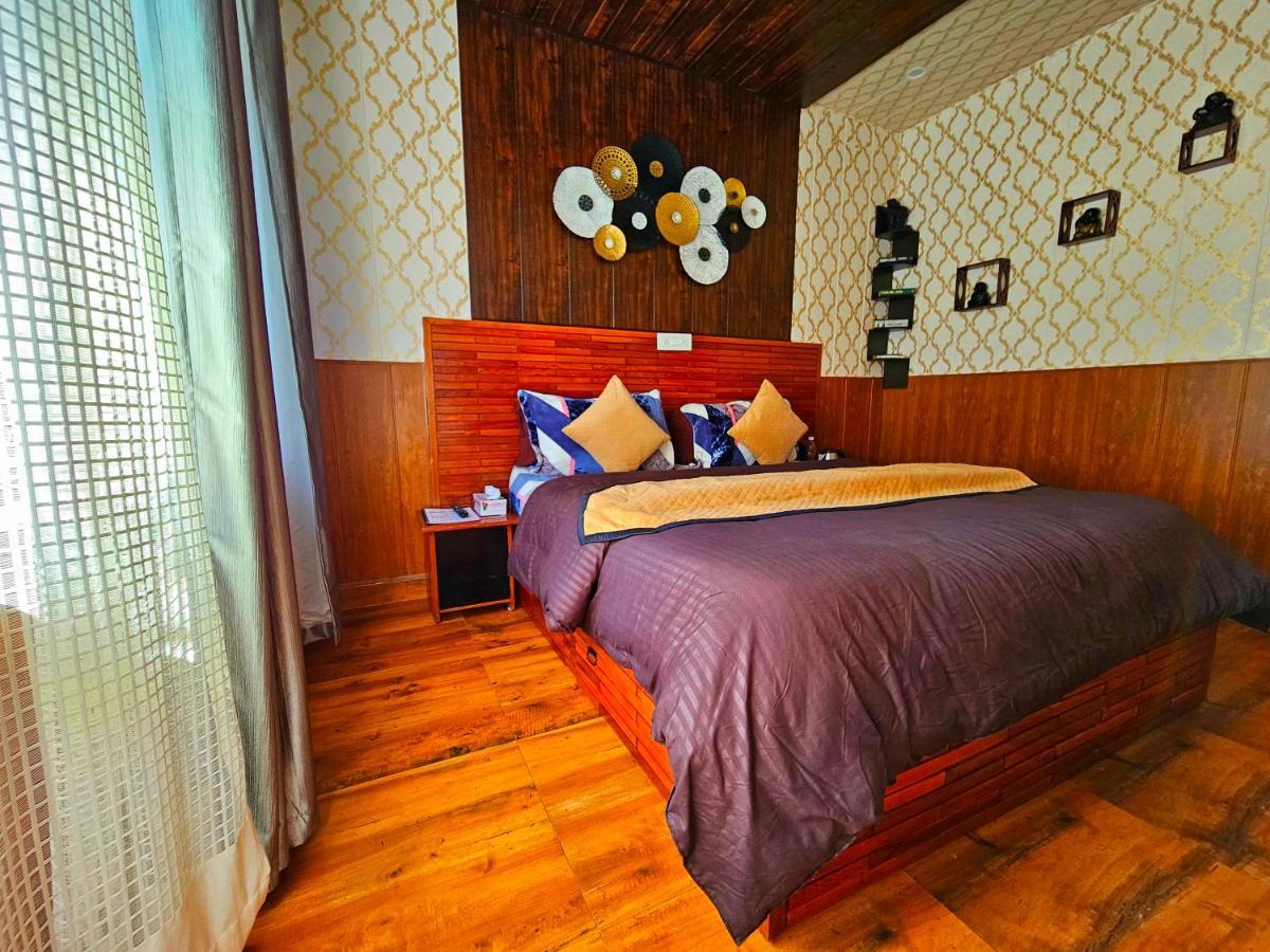Hotel The Tulip Bir Zewnętrze zdjęcie