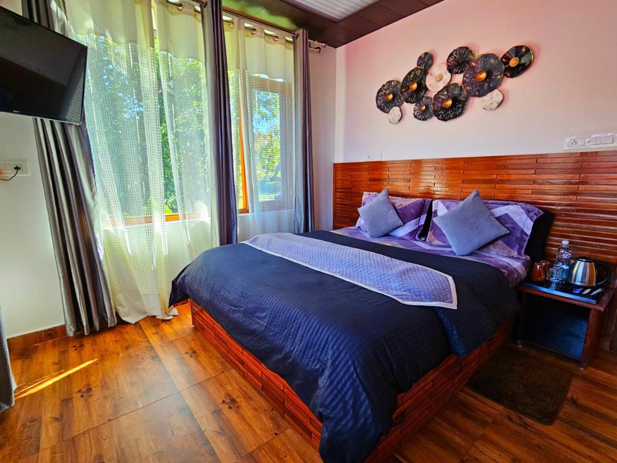 Hotel The Tulip Bir Zewnętrze zdjęcie